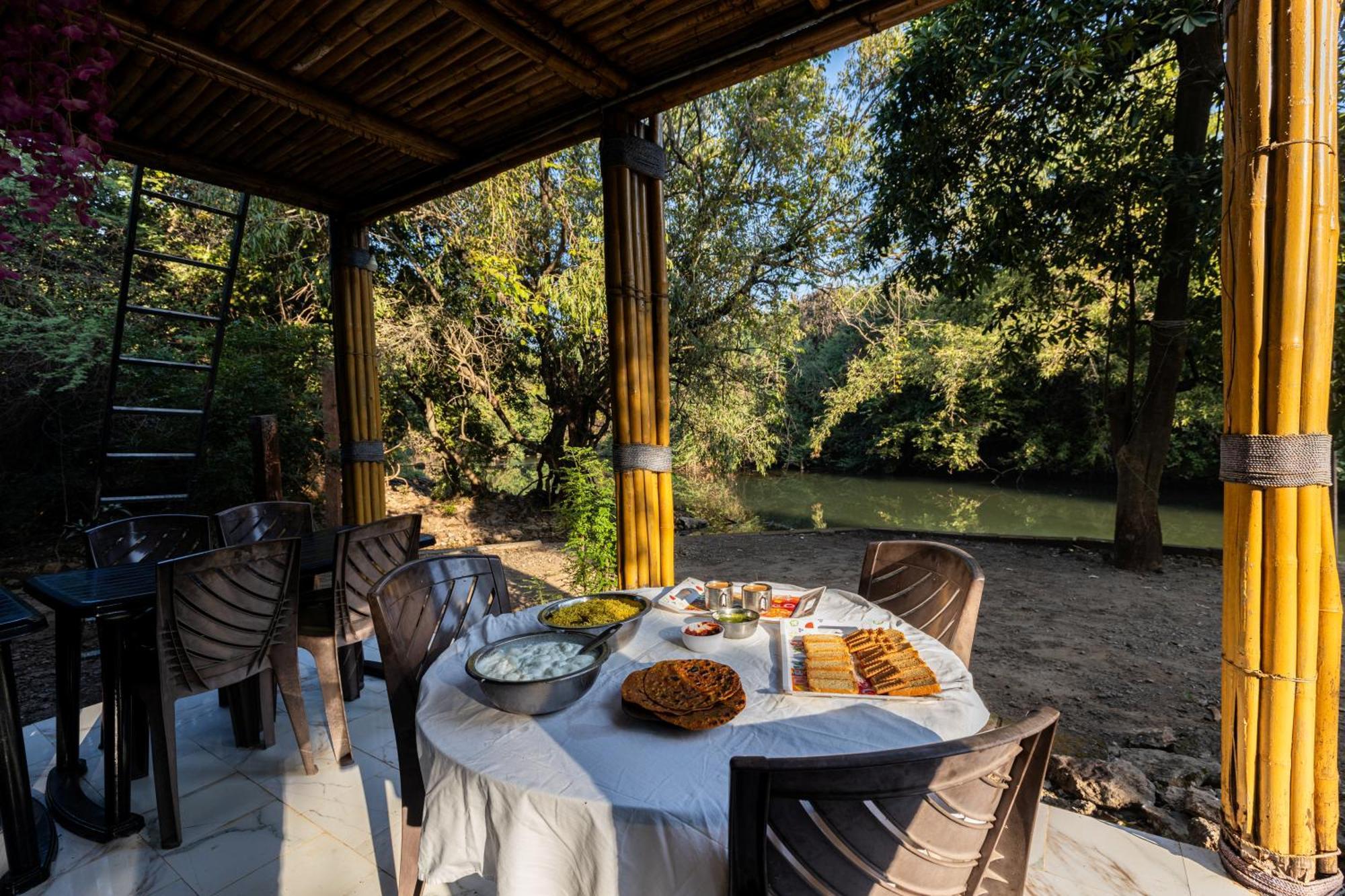 Brook Ville Sasan Gir Εξωτερικό φωτογραφία